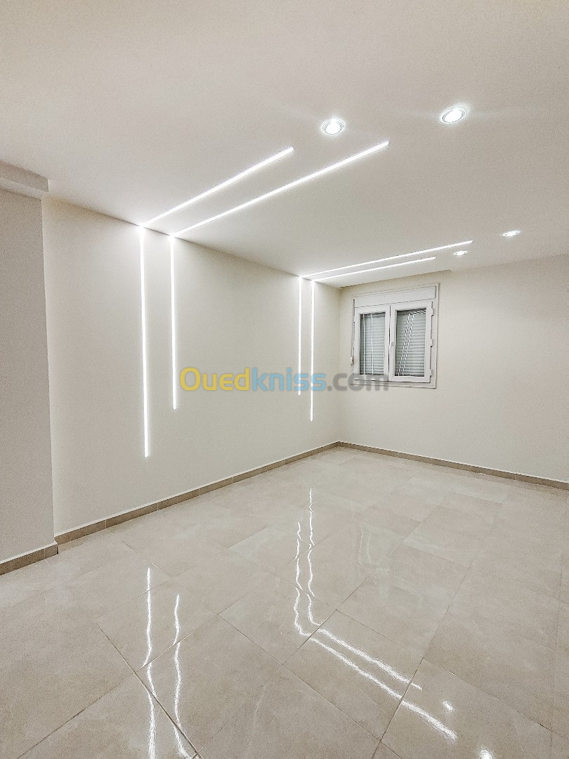 Vente Appartement F5 Alger Bordj el kiffan