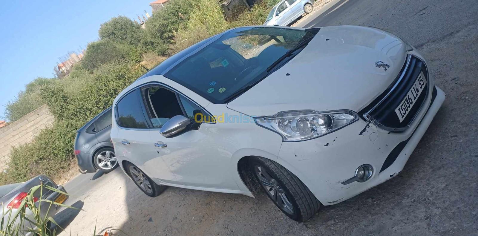 Peugeot 208 allure 2014 