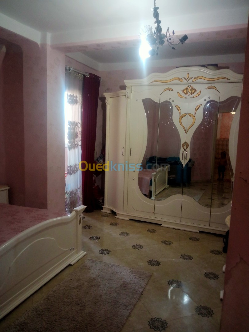 Location Appartement F3 Alger Les eucalyptus