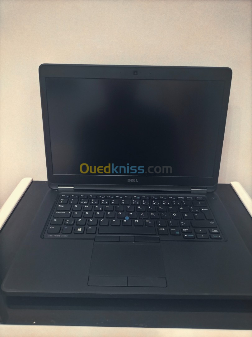 DELL LATITUDE E5450 avec chargeur dorigine