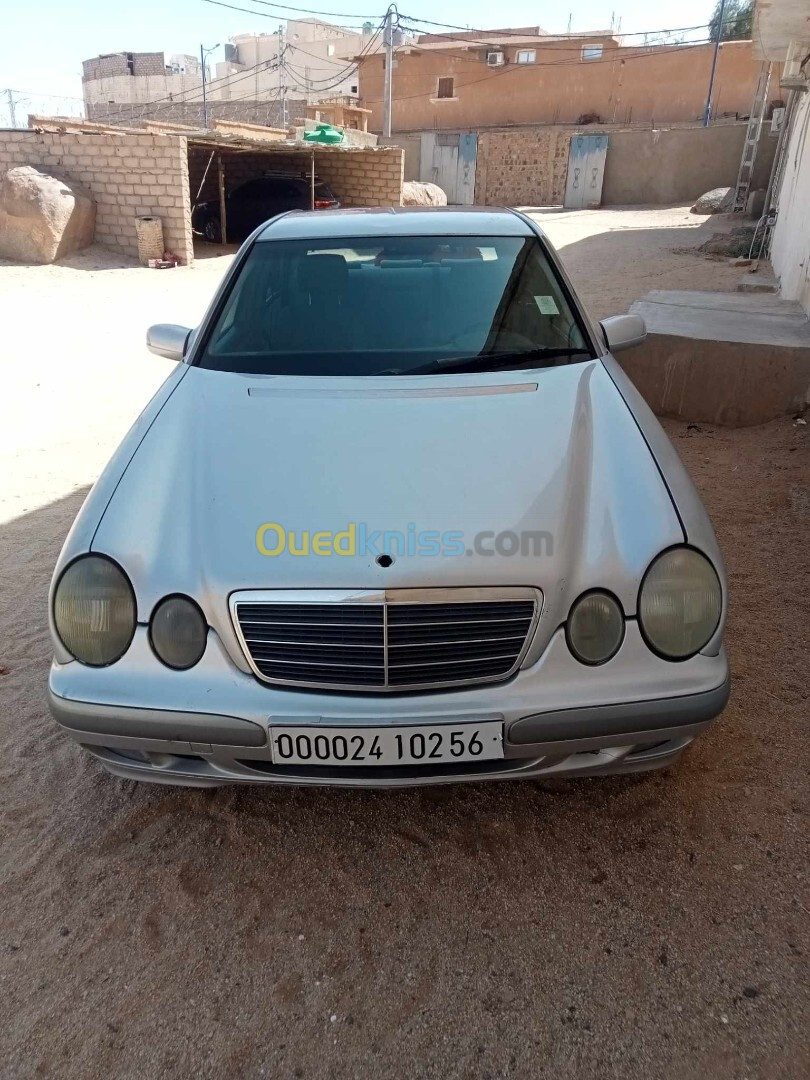 Mercedes W 210 2002 