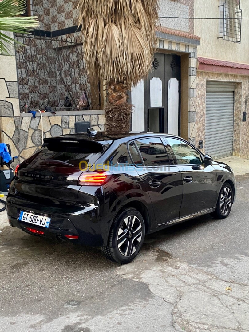 Peugeot 208 2024 