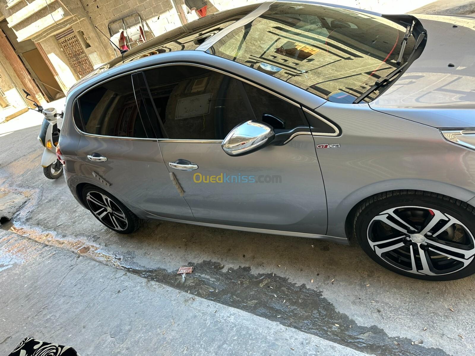 Peugeot 208 2019 