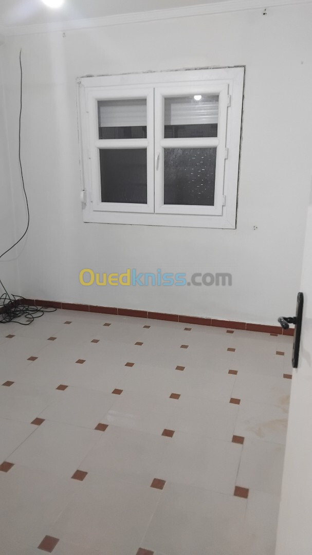 Location Appartement F4 Médéa Medea