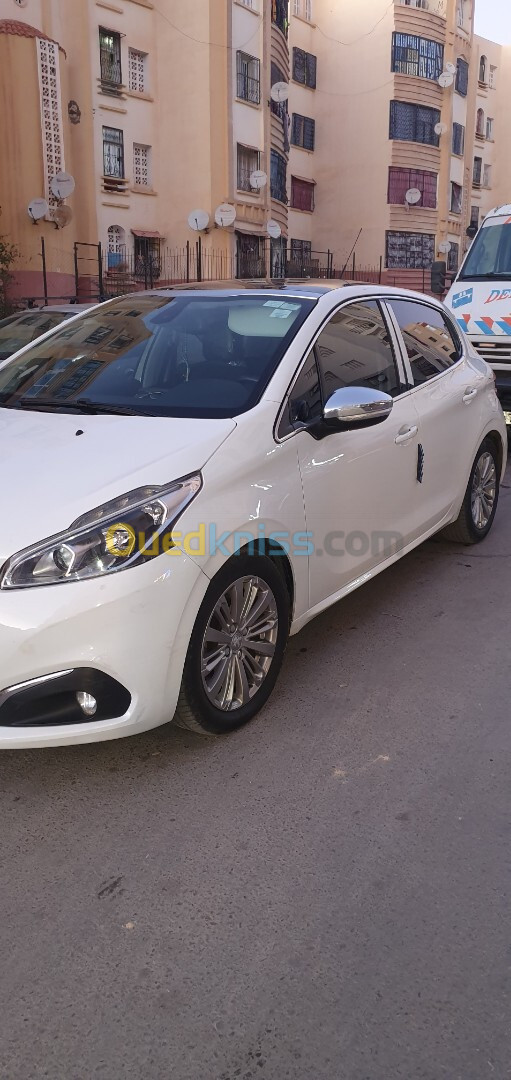 Peugeot 208 2019 Allure Facelift