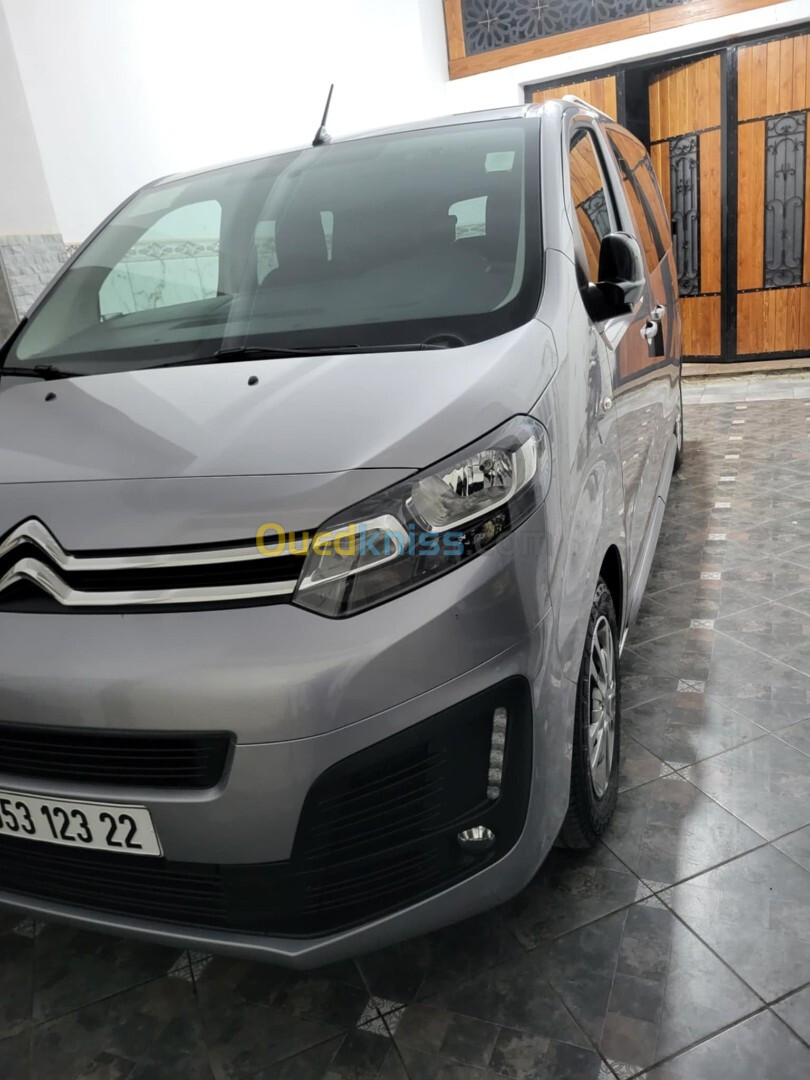 Citroen Jumpy 9 places 2023 