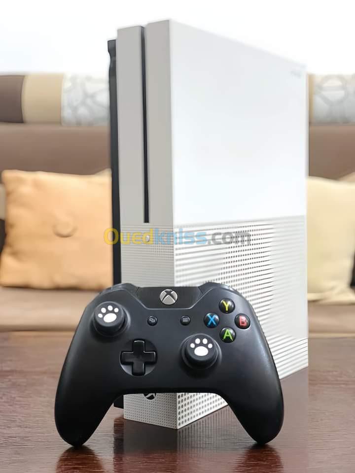 Xbox One S Slim