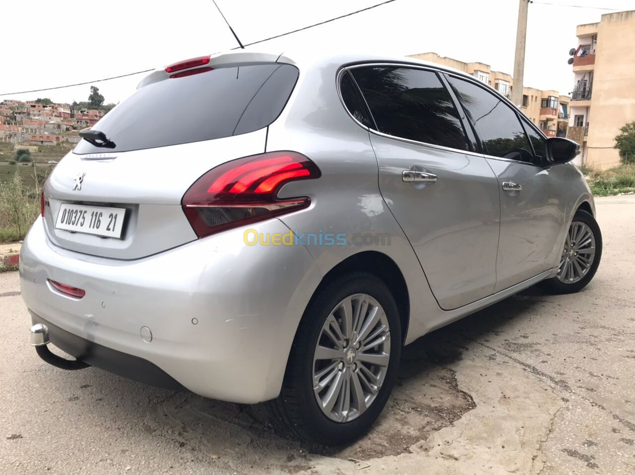 Peugeot 208 2016 Allure Facelift