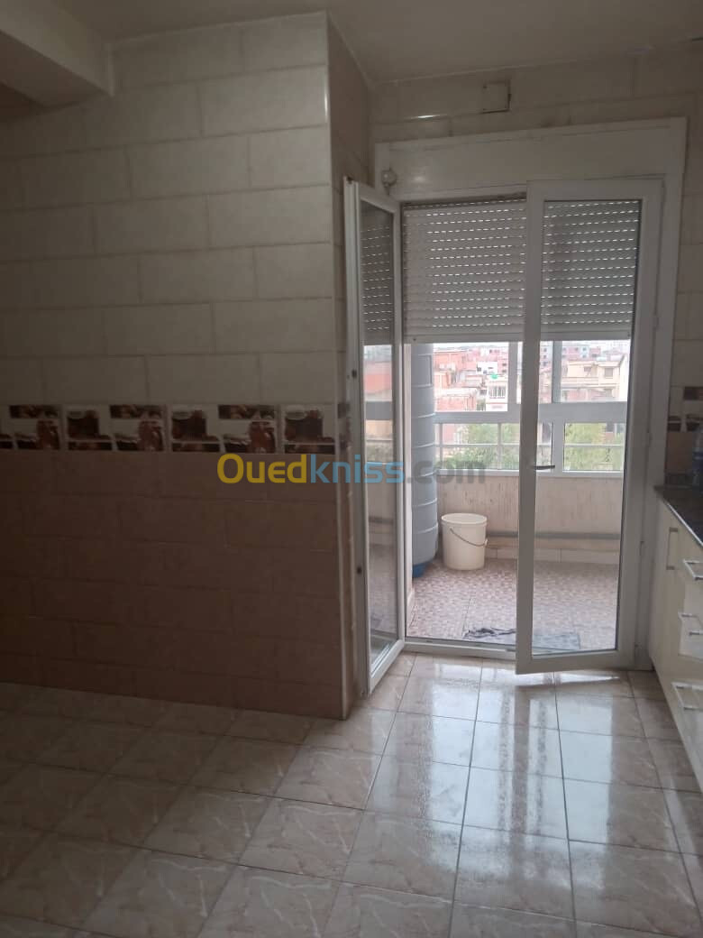 Location Appartement F5 Alger Bordj el bahri