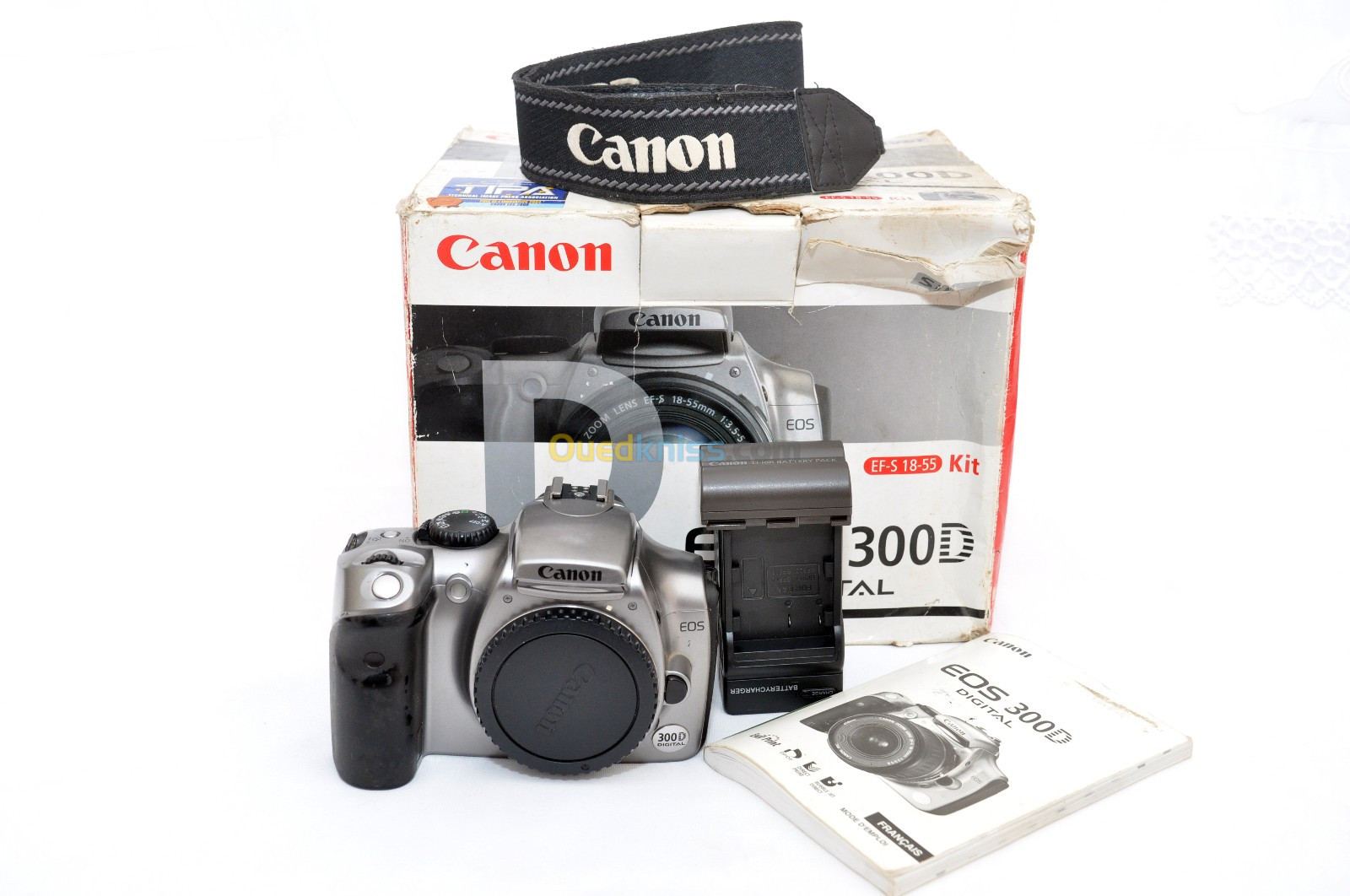 Canon 300D NU ave sa boite