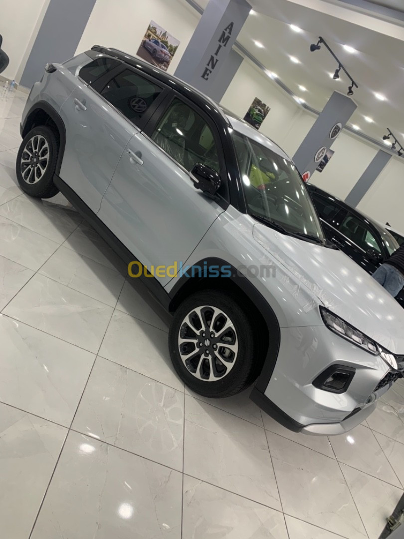 Suzuki Grand vitara 2023 