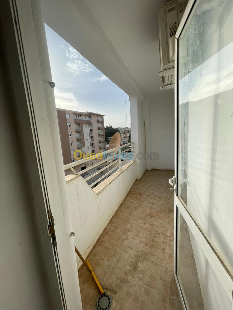 Location Appartement F3 Alger Douera