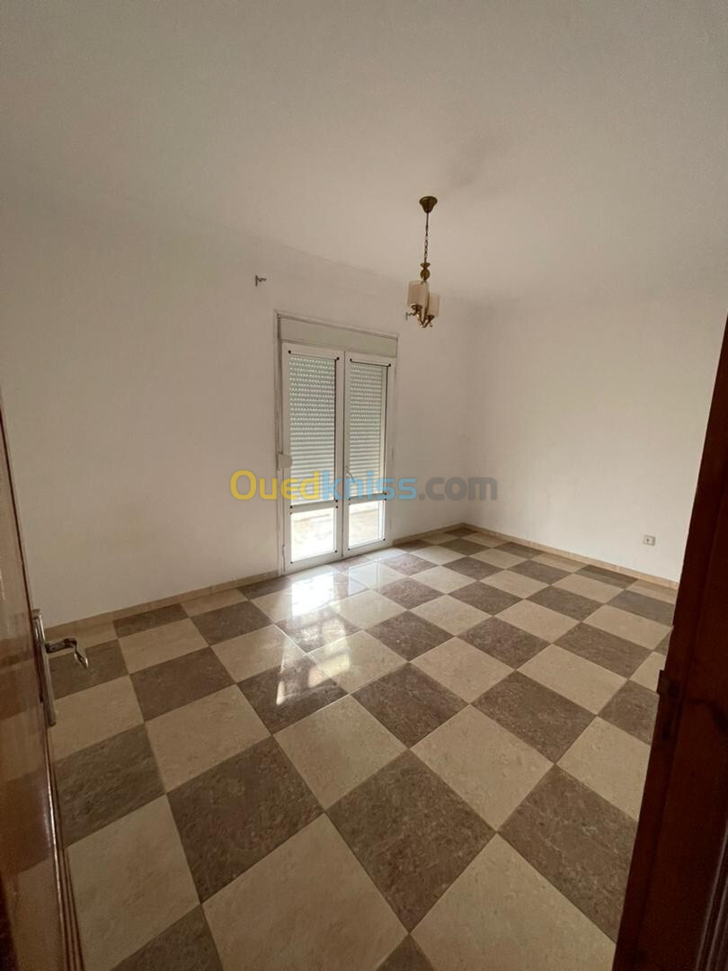 Location Appartement F3 Alger Douera