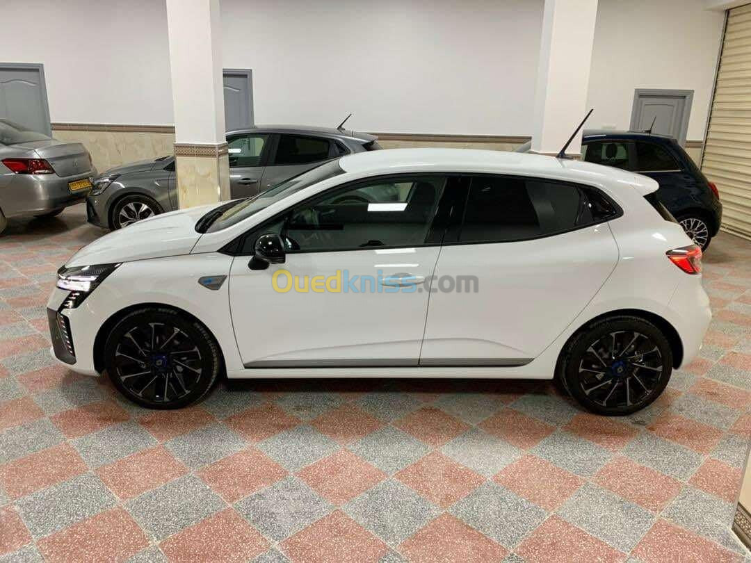 Renault Clio Alpine 2023 Alpine