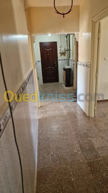 Vente Appartement F5 Annaba Annaba