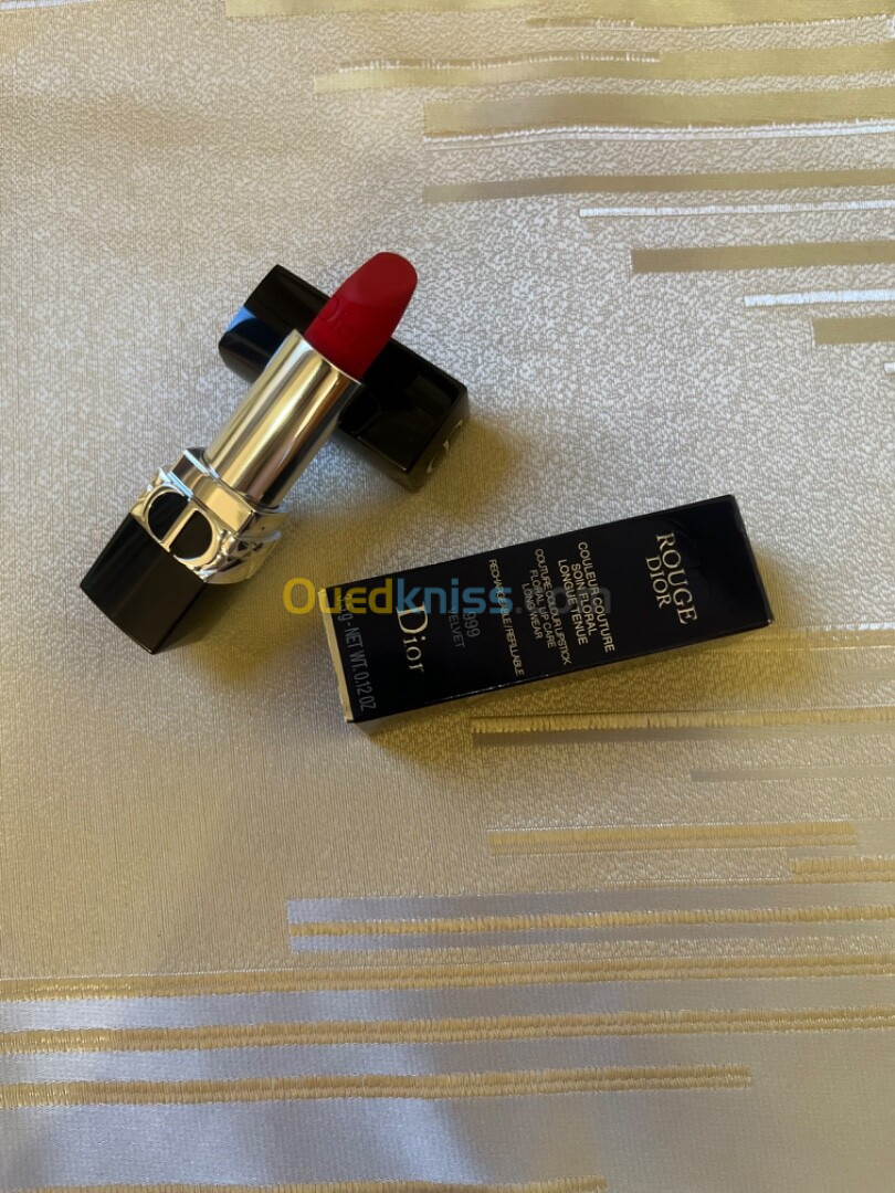 ROUGE À LÈVRE DIOR 