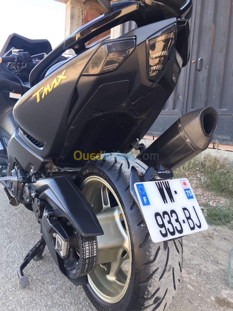 Moto Tmax 2016 530