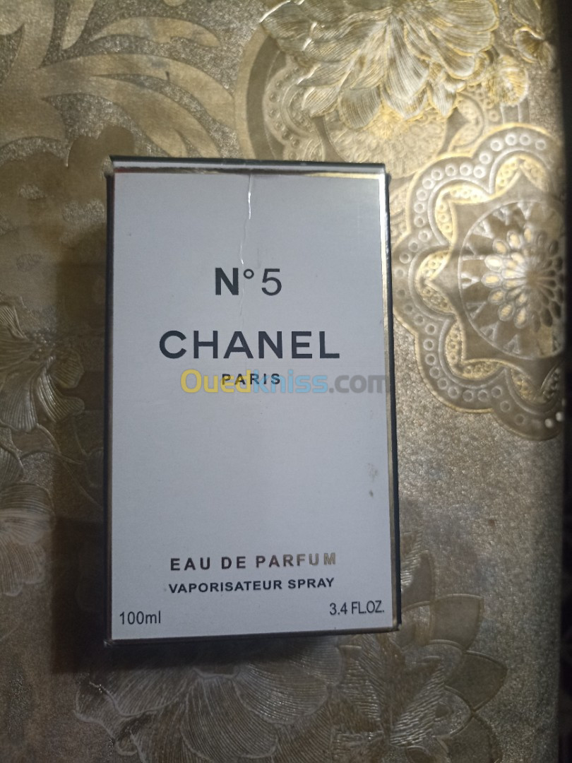 Coco Chanel numéro 05 authentique 