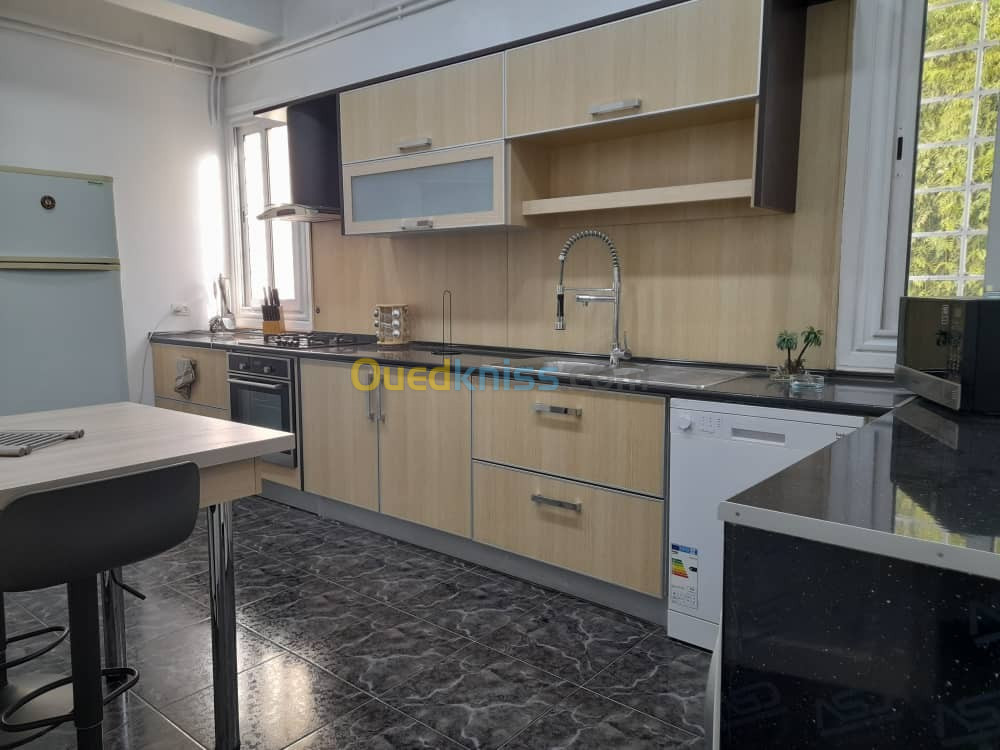 Location Appartement F4 Alger El mouradia