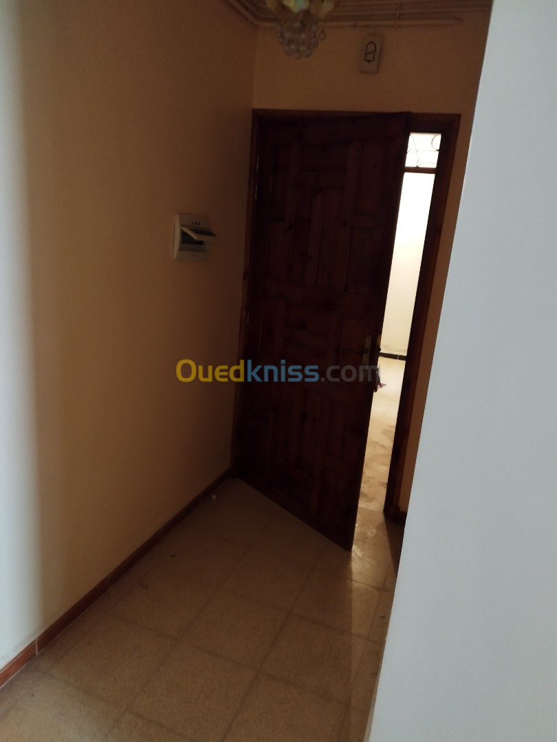 Vente Appartement F4 Tizi Ouzou Tigzirt