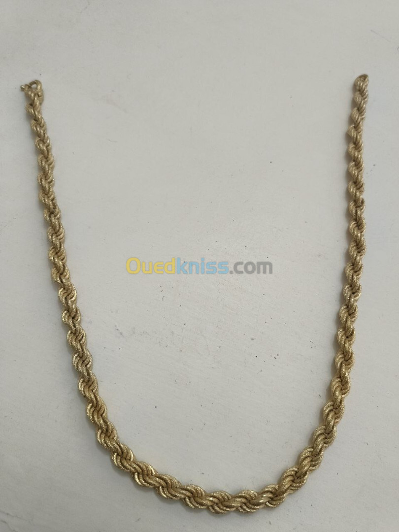 Collier italien en or et gourmettes سنسلة ايطالية من ذهب ومسايس