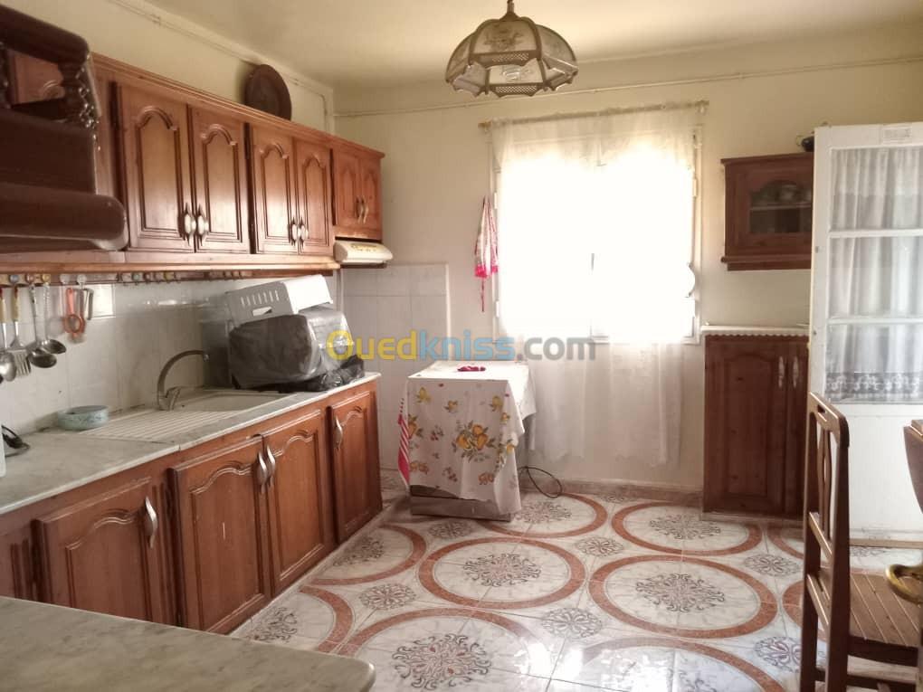 Vente Appartement F4 Alger Bordj el bahri