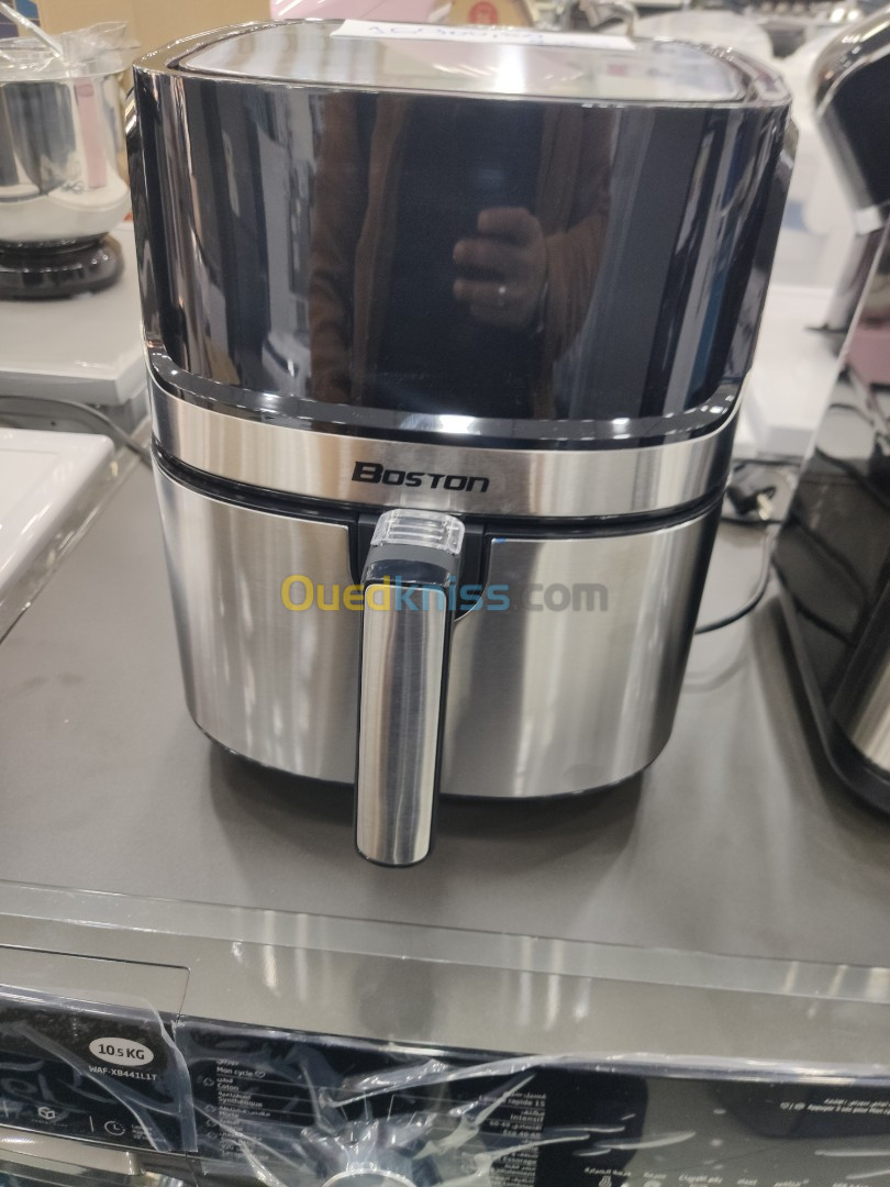 مقلاة هوائية من شركة  boston  بوسطن  Boston Air Fryer  5.5 litres  1700 watt Reference az-167