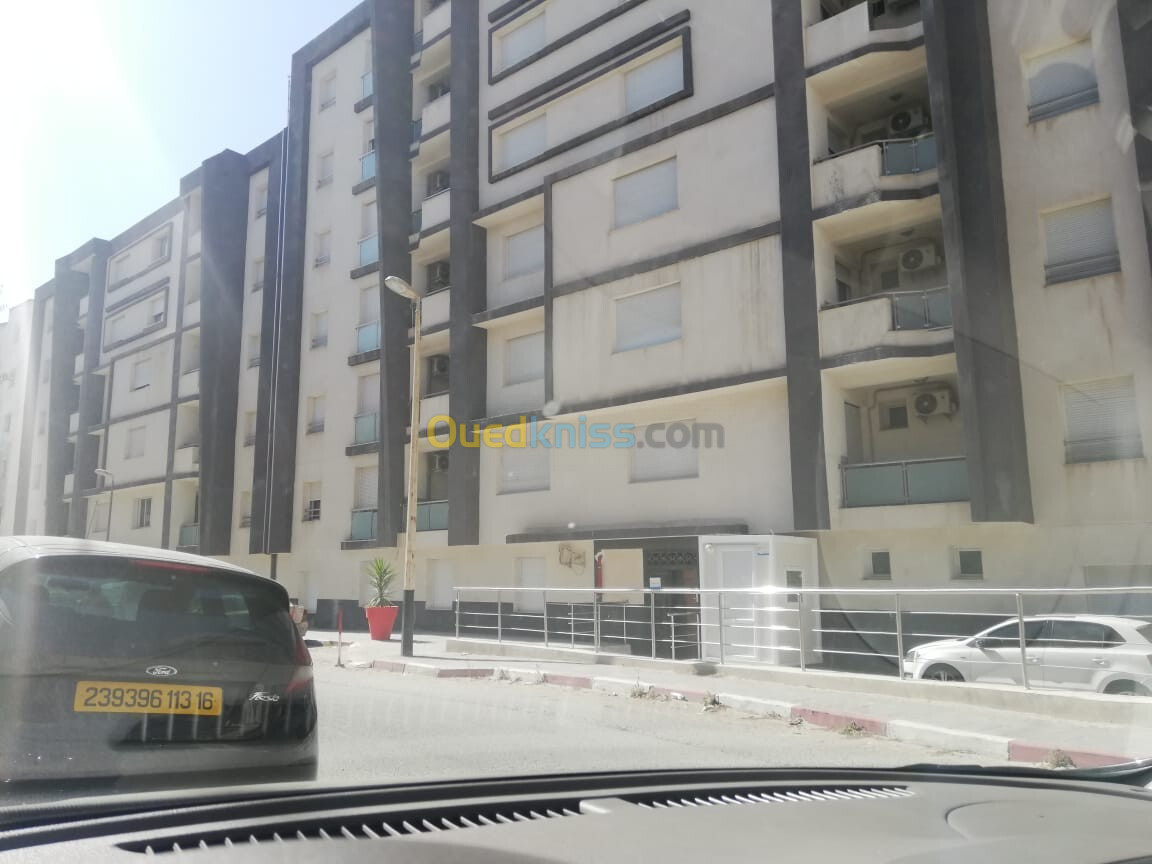 Location Appartement F3 Alger Said hamdine