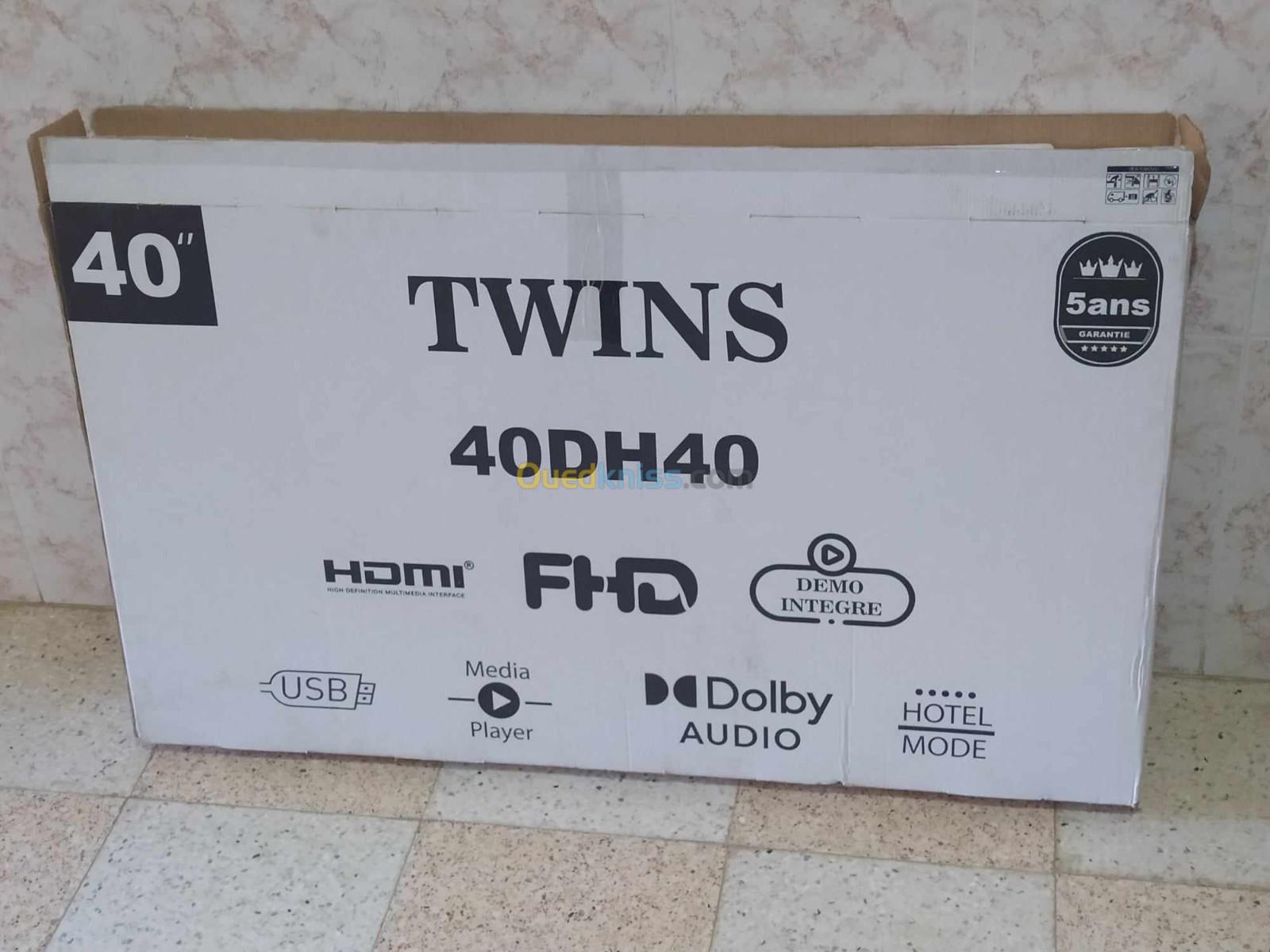 TV Simple "Twins" Démo Intégré 40" Pouces