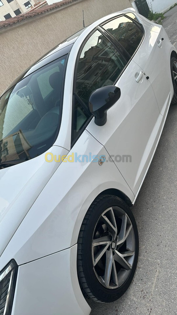 Seat Ibiza 2015 Black Line