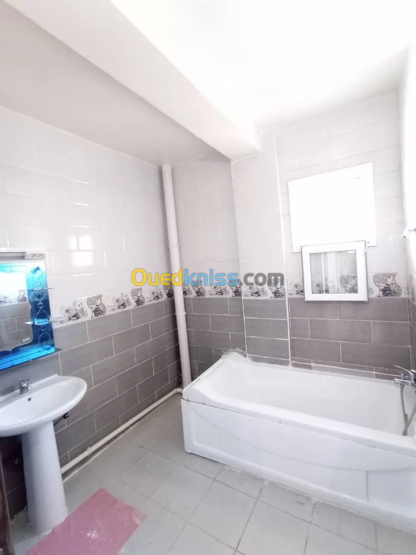 Vente Appartement F4 Alger Bordj el bahri