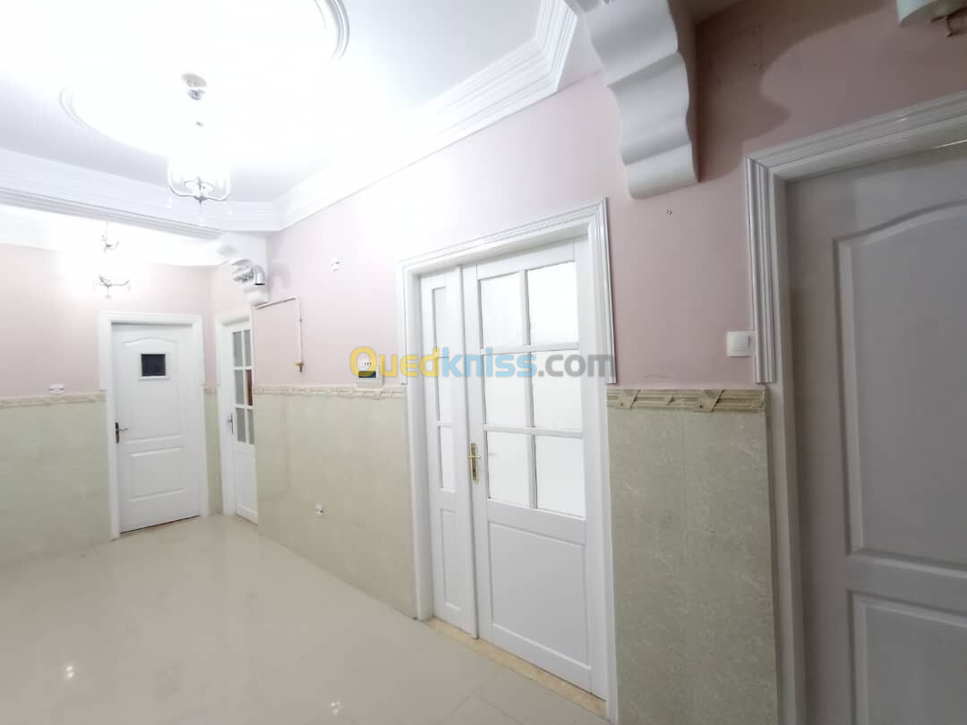 Location Appartement F4 Alger Bordj el kiffan