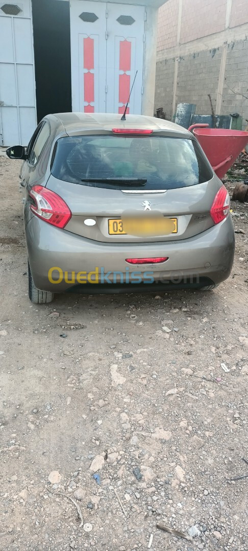 Peugeot 208 2013 208