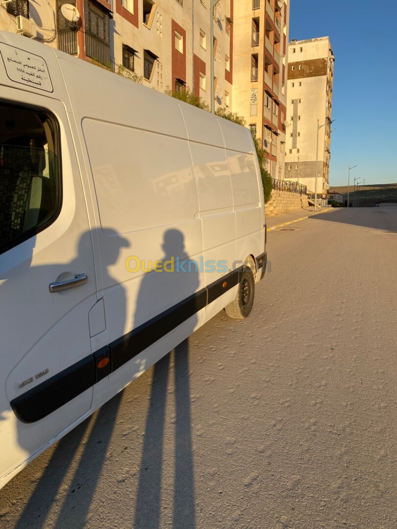 Renault Master 2012