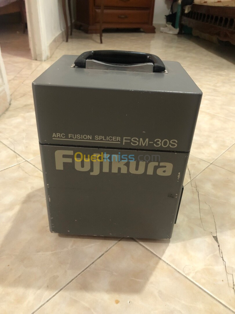 Fujikura soudeuse de fibre optique 