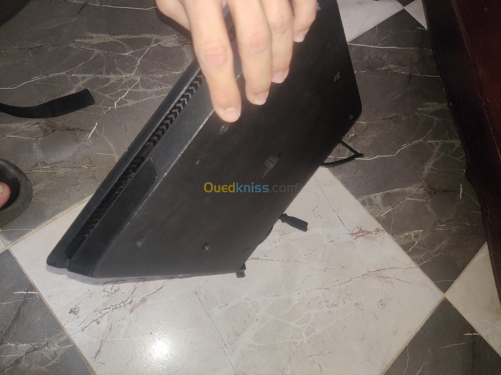 Ps4 slim 9.00