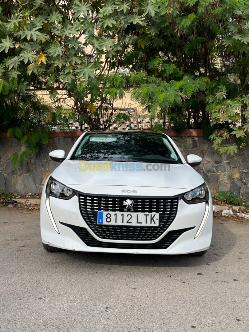 Peugeot 208 2021 208