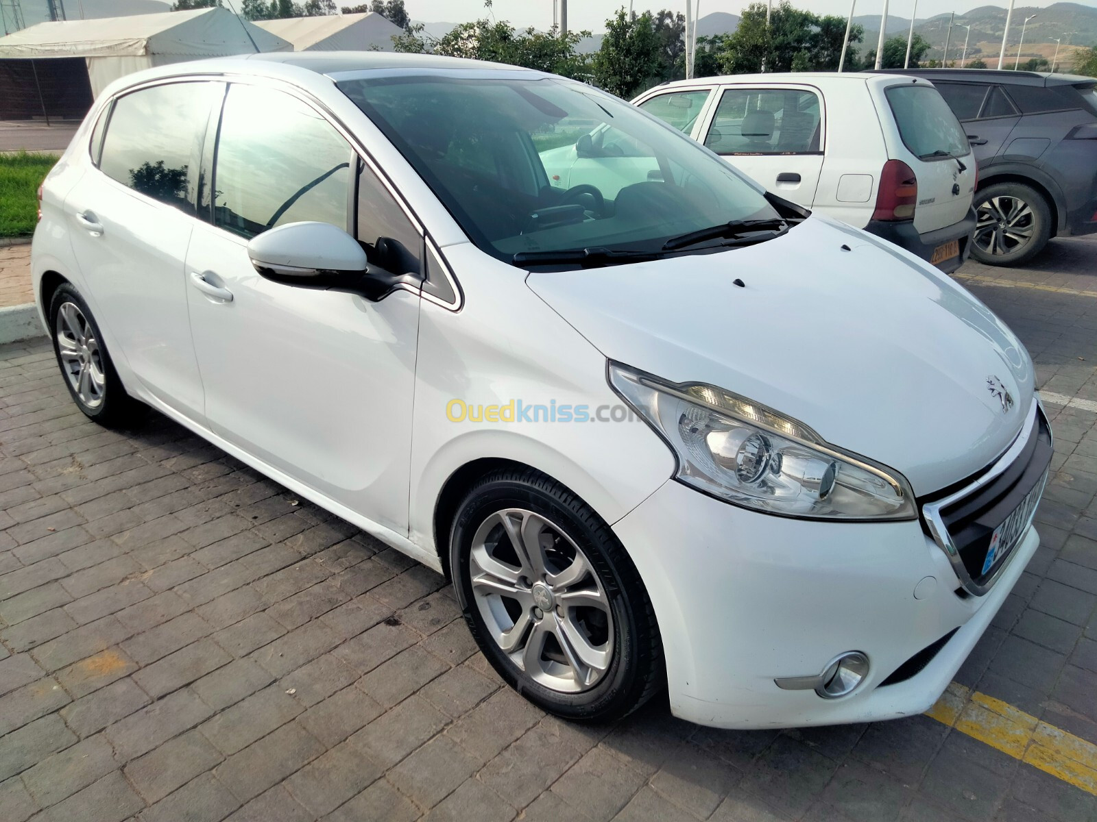 Peugeot 208 2015 Allure