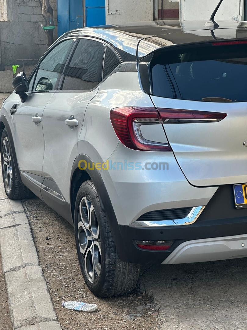 Renault Captur 2021 E-Tech