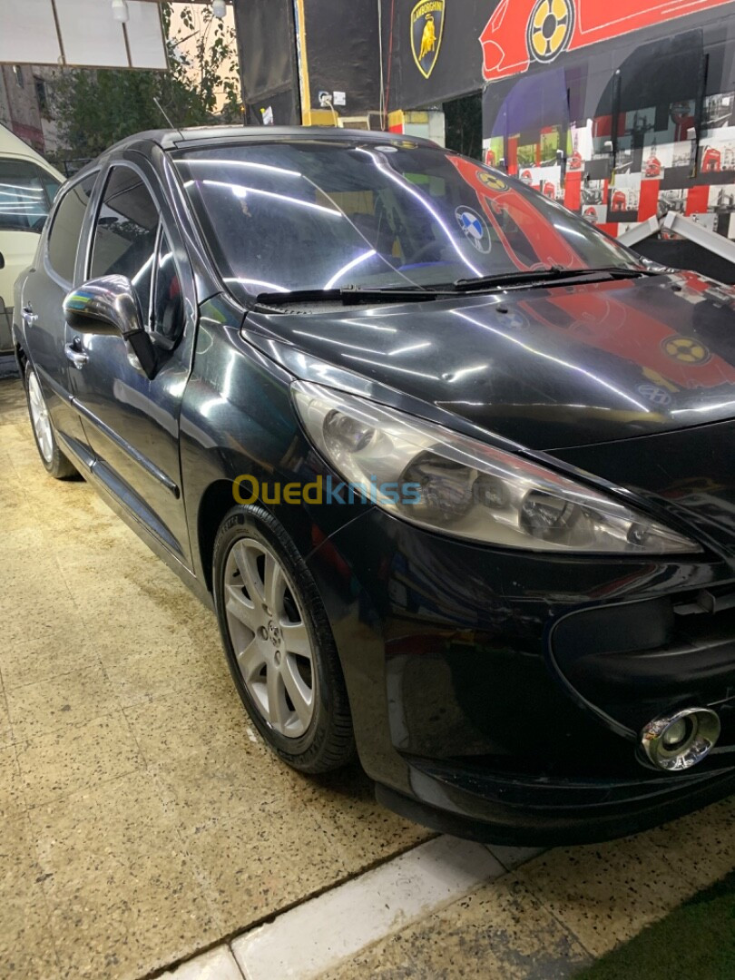 Peugeot 207 2008 207