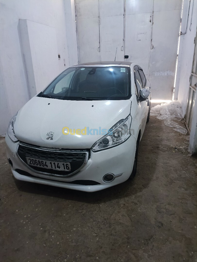 Peugeot 208 2014 Aller