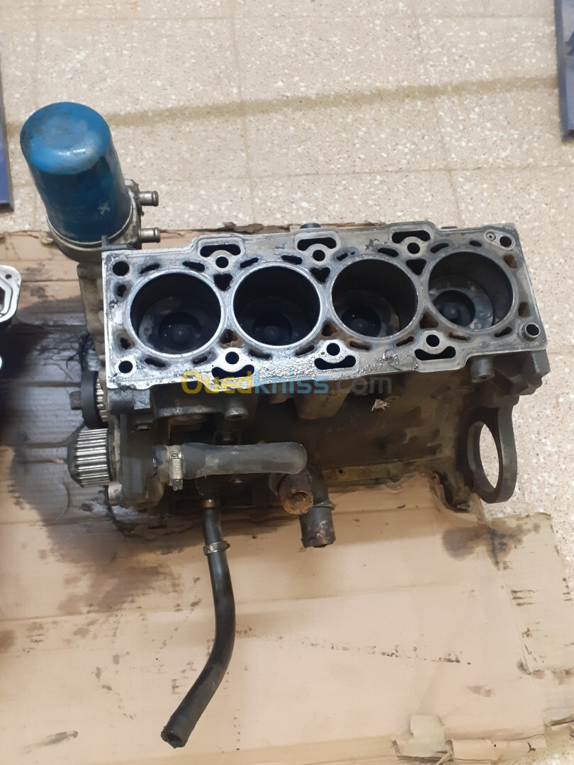 Demi moteur Kia sportage 2009