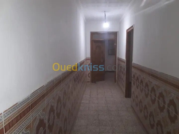 Location Niveau De Villa F3 Alger Draria