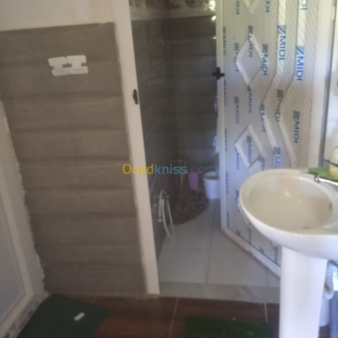 Location vacances Niveau De Villa F3 Skikda Collo