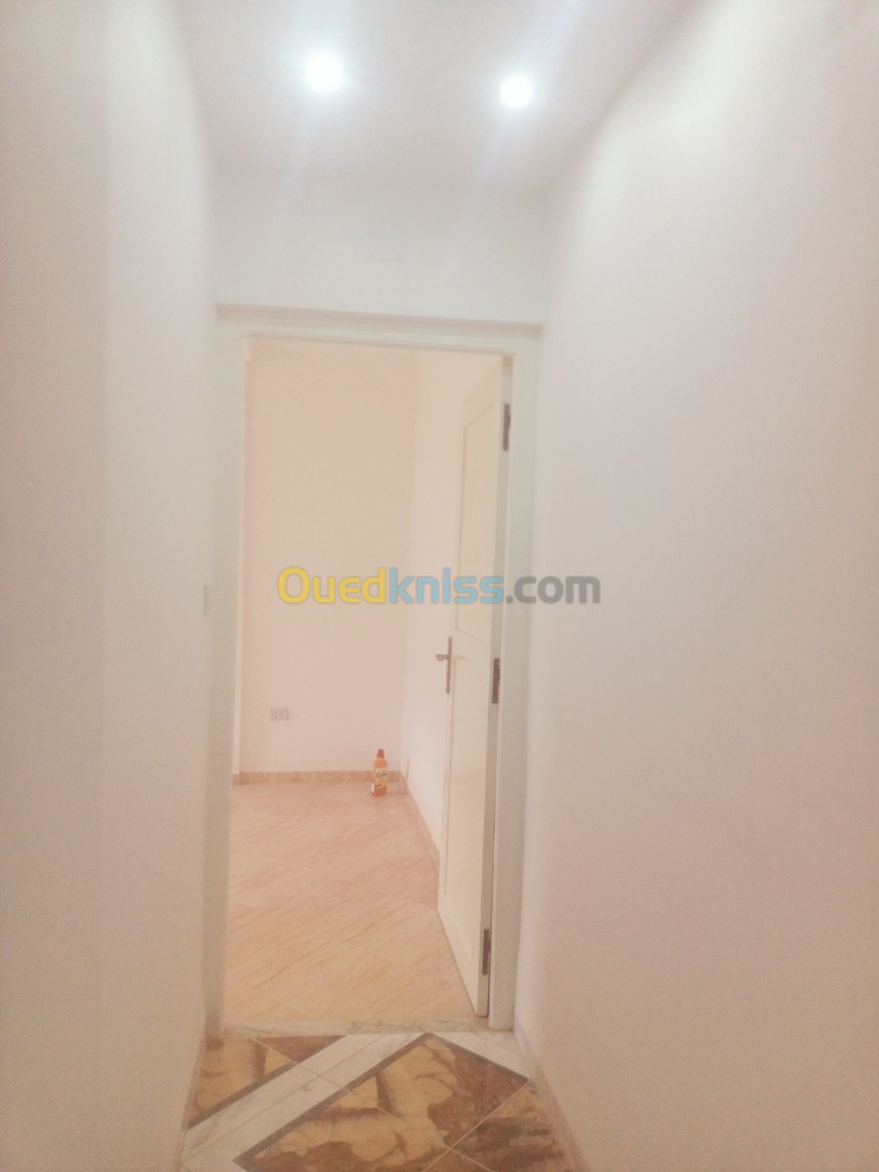 Vente Appartement F03 Tipaza Douaouda