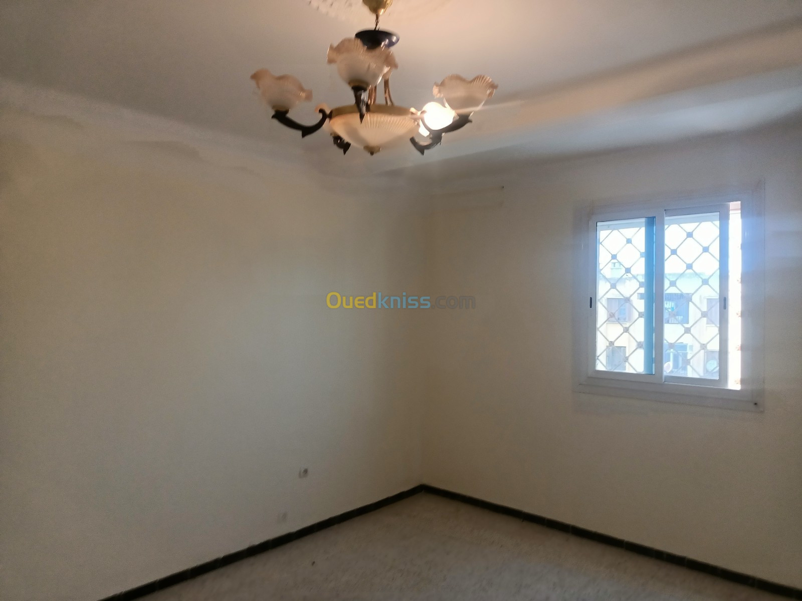 Vente Appartement F03 Tipaza Kolea