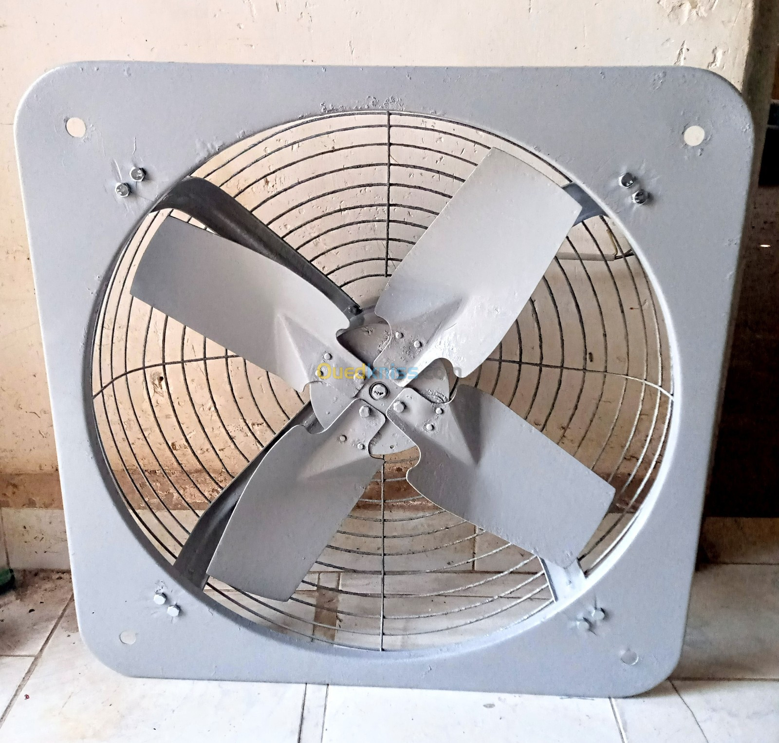 Vend ventilateur extracteur industriel à haute température 380v/600w -  Boumerdès Algeria