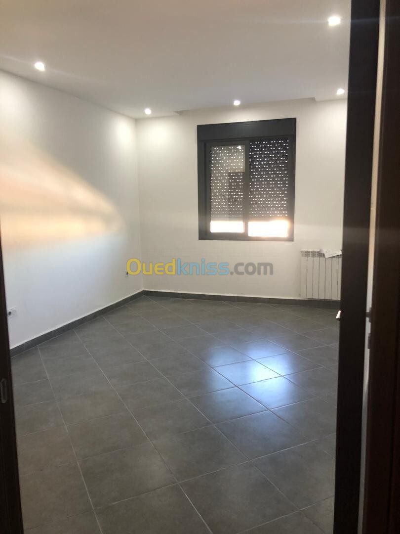 Vente Appartement F5 Oran Bir el djir