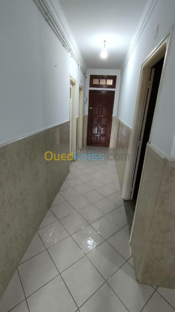 Location Appartement F3 Alger Sidi mhamed