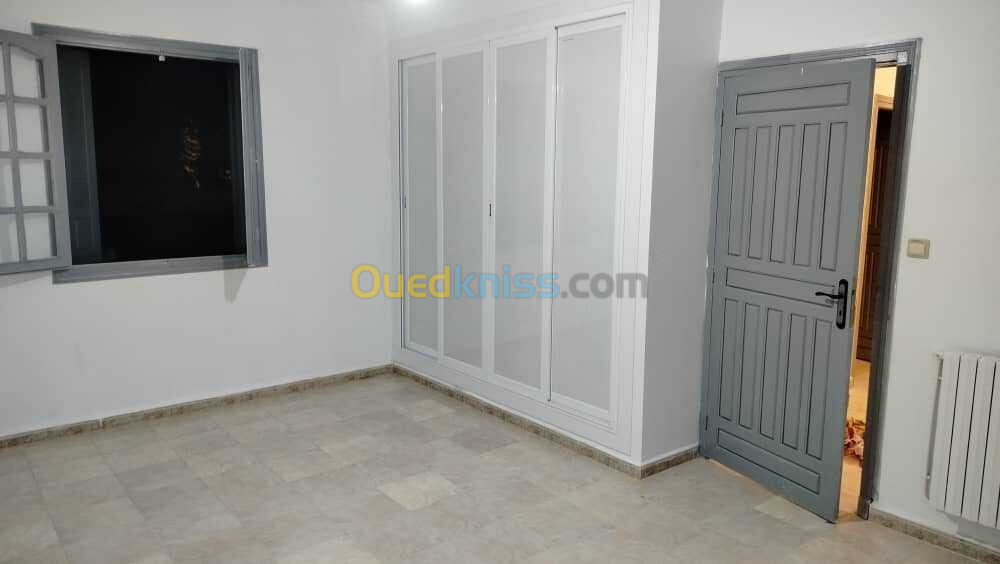 Location Appartement F5 Alger Hydra